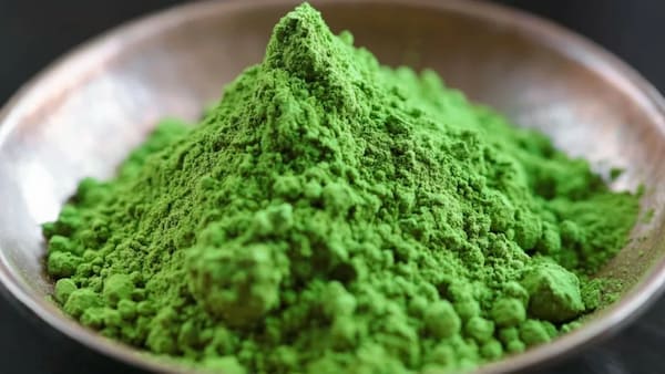 تصویر 5 از حنای سبز خوش‌ بو با رنگ طبیعی و بادوام